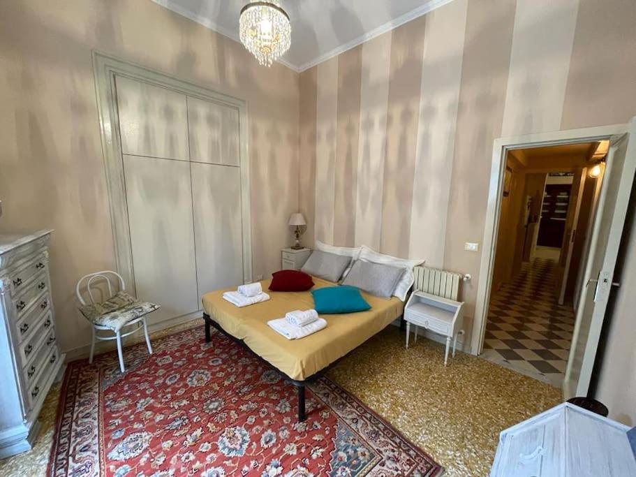 Devi Home Palermo Bagian luar foto