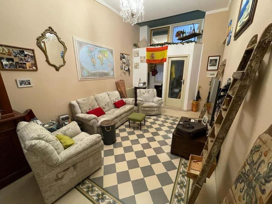 Devi Home Palermo Bagian luar foto